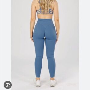PARAGON sculptseam plus leggings